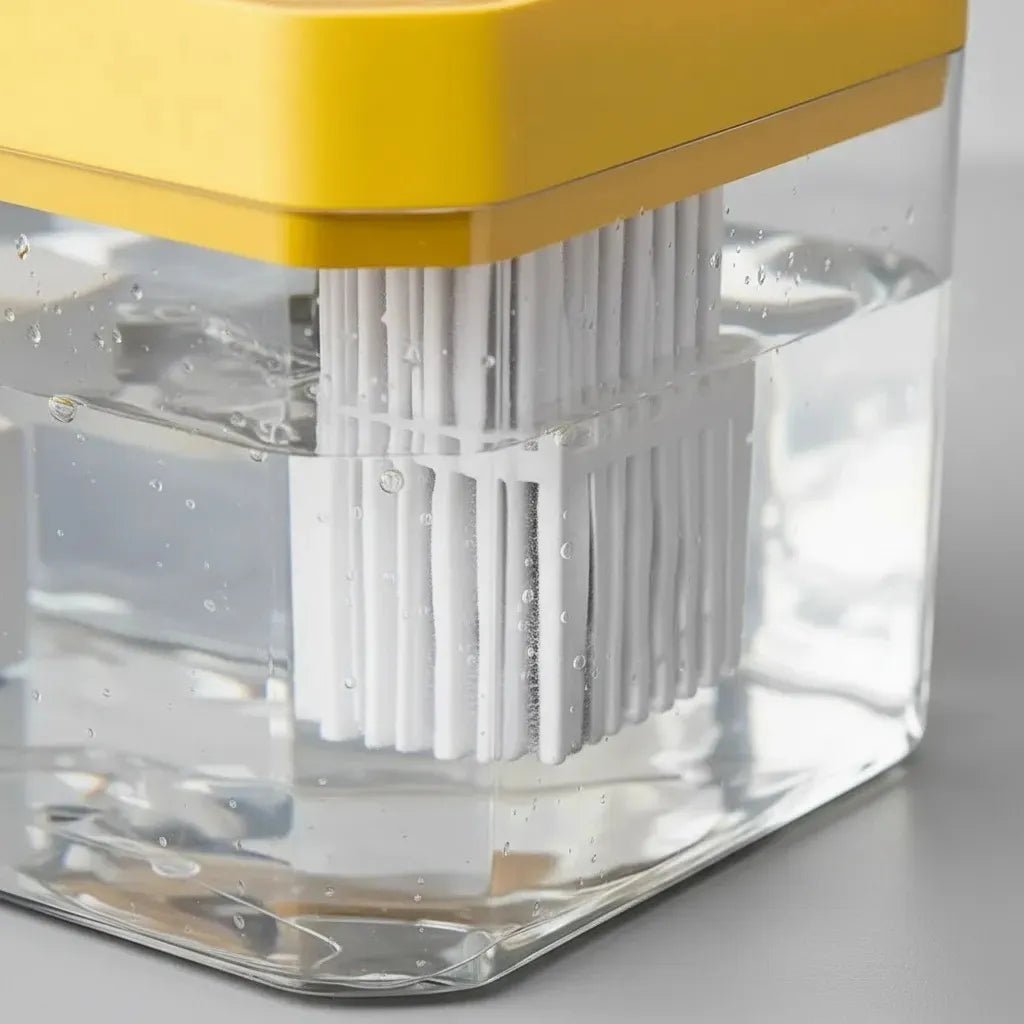 Automatic pet water dispenser